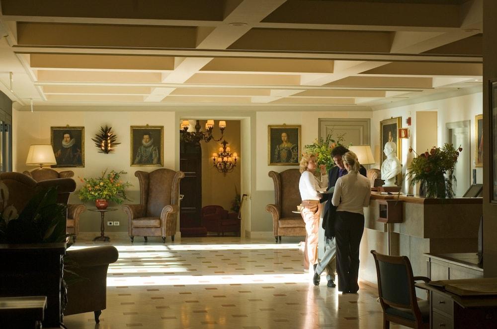סן קשאנו דיי באני Fonteverde Lifestyle & Thermal Retreat - The Leading Hotels Of The World מראה חיצוני תמונה The lobby of the hotel